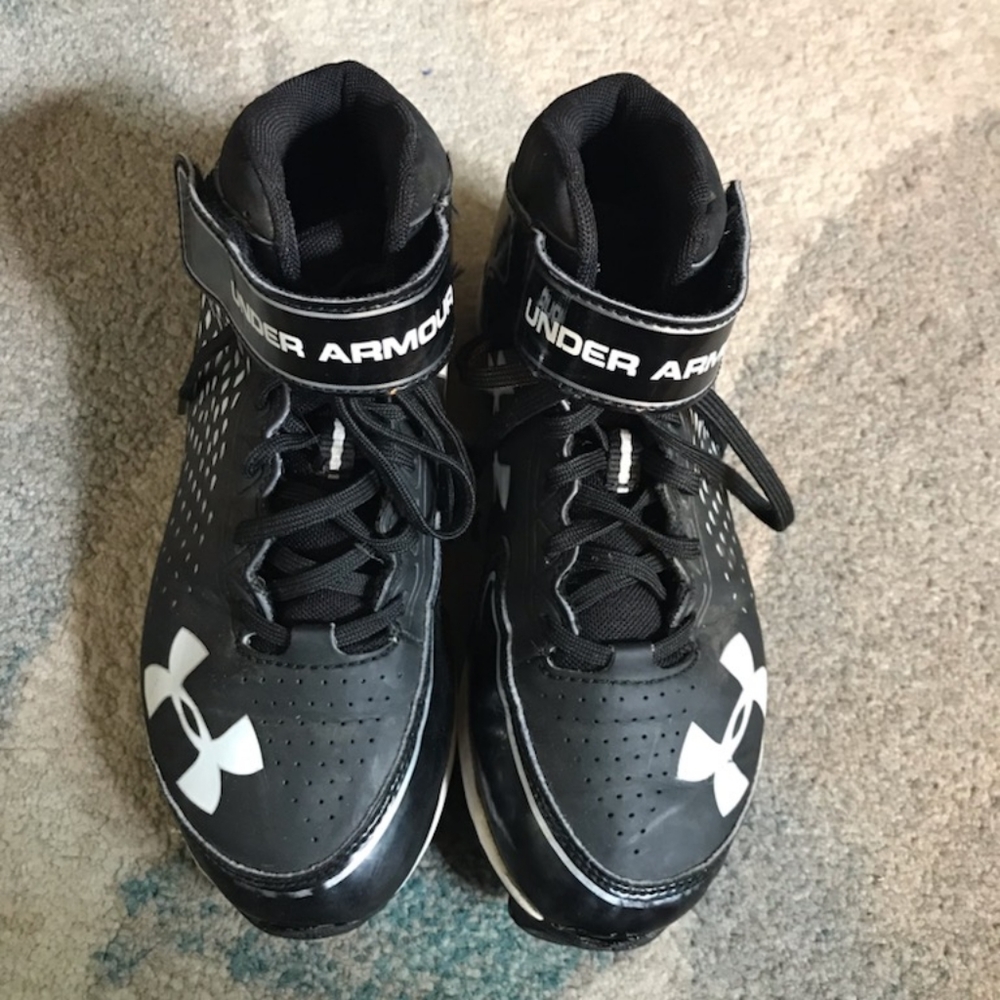Boys football cleats